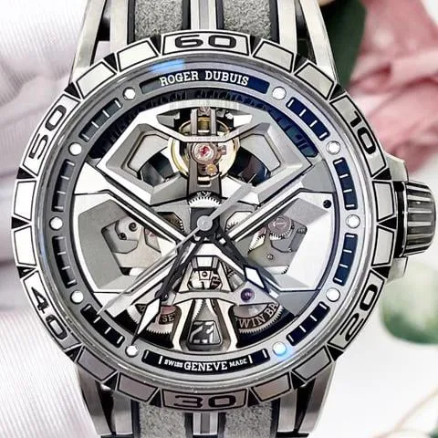 Roger Dubuis Excalibur RDDBEX0748 45mm Titanium Gray