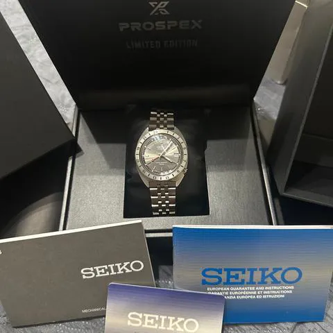 Seiko Prospex SPB411J1 Stainless steel Gray