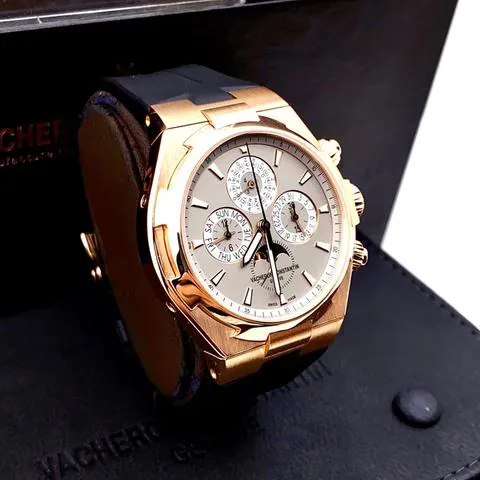 Vacheron Constantin Overseas Chronograph 49020/000R-9753 42mm Rose gold Gray