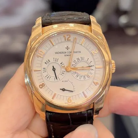 Vacheron Constantin Quai de l'Ile 85050/000R-I0P29 41mm Rose gold Silver