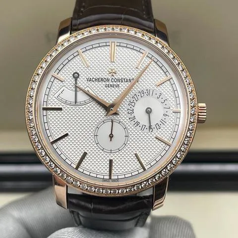 Vacheron Constantin Traditionnelle 83520/000R-9909 40mm Rose gold Pink