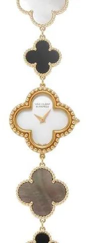 Van Cleef & Arpels Alhambra VCARO40P00 26mm Yellow gold Mother-of-pearl