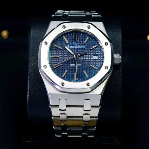 Audemars Piguet Royal Oak 15300ST.OO.1220ST.02 39mm Stainless steel Blue