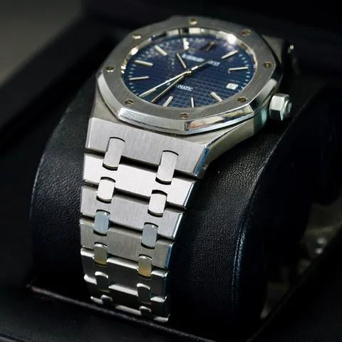 Audemars Piguet Royal Oak 15300ST.OO.1220ST.02 39mm Stainless steel Blue 5