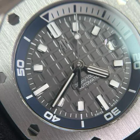 Audemars Piguet Royal Oak Offshore Diver 15720ST.OO.A009CA.01 42mm Stainless steel Gray 3