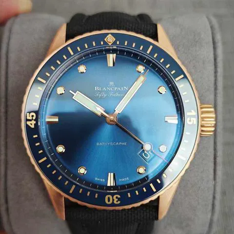 Blancpain Fifty Fathoms 5000-36S40-O52A 43mm Rose gold Blue