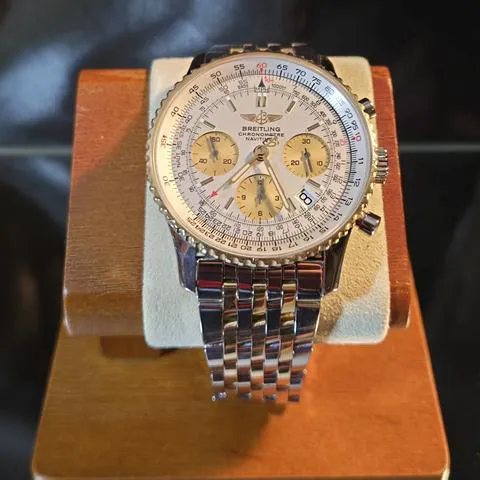 Breitling Navitimer D23322 41mm Stainless steel White