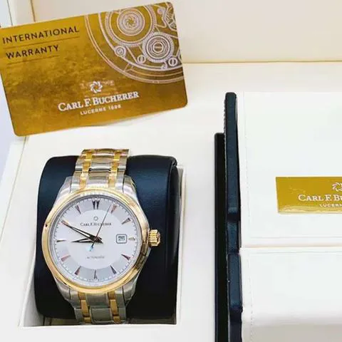 Carl F. Bucherer Manero 00.10915.07.33.21 42mm Yellow gold and Stainless steel White