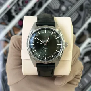 Omega Globemaster 130.33.41.22.10.001 Stainless steel Green