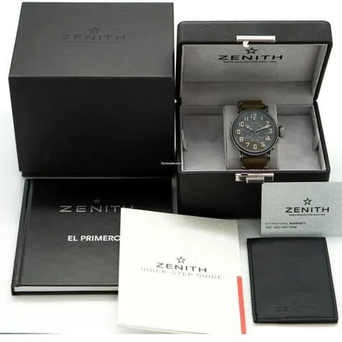 Zenith Pilot 11.2430.4069/21.C773 45mm Gray