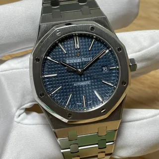 Audemars Piguet Royal Oak 15400ST.OO.1220ST.03 Stainless steel Blue