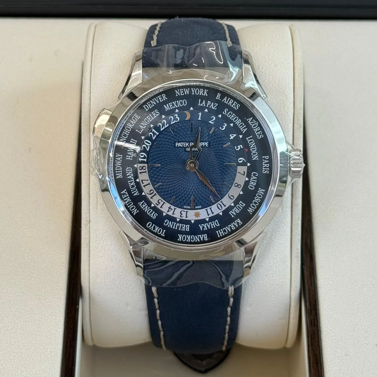 Patek Philippe World Time 5230P-001 38.5mm Platinum Blue