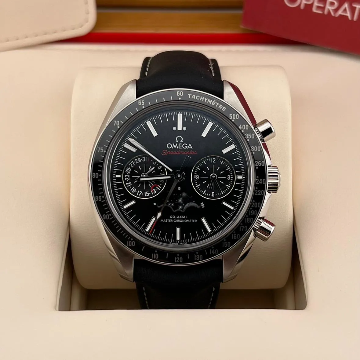 Omega Speedmaster Professional Moonwatch Moonphase 304.33.44.52.01.001 44.5mm Stainless steel Black