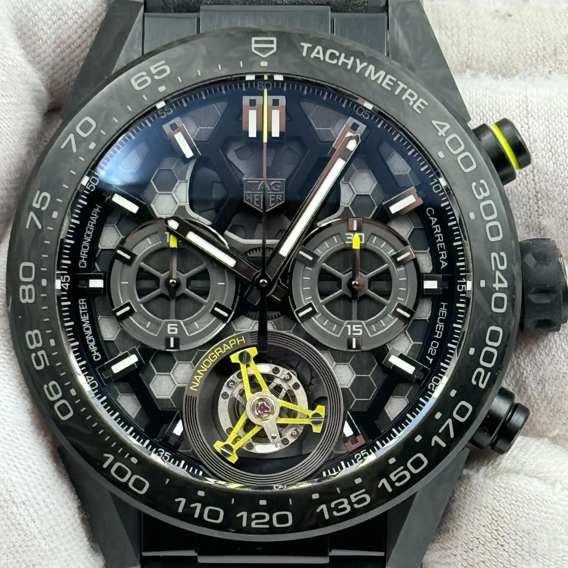 TAG Heuer Carrera CAR5A8K.FT6172 45mm Carbon fiber and Titanium Black