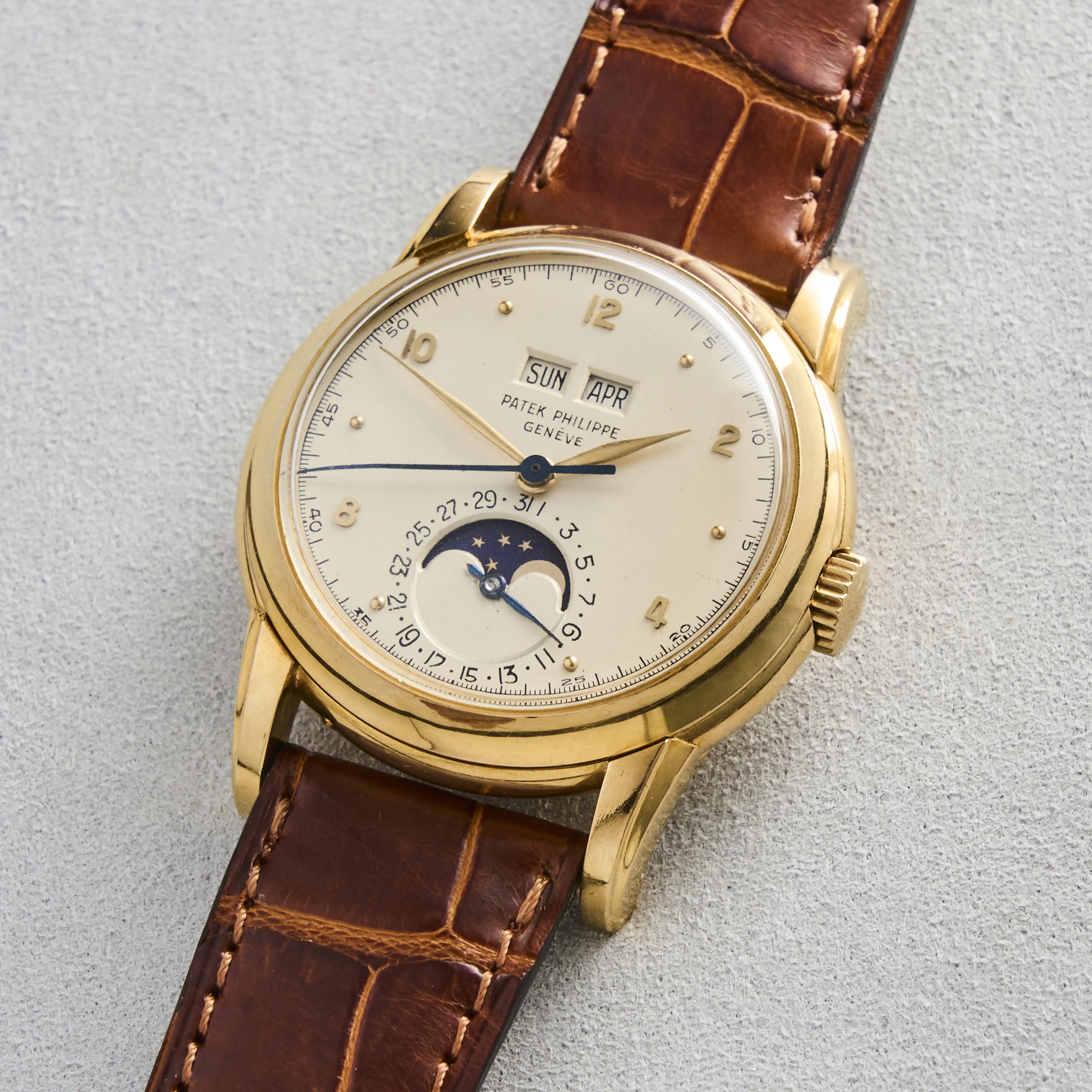 Patek Philippe Perpetual Calendar 2497 J SC 36.8mm 18ct yellow gold Silver