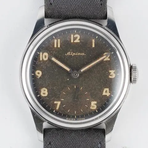 Alpina 33mm Stainless steel Black