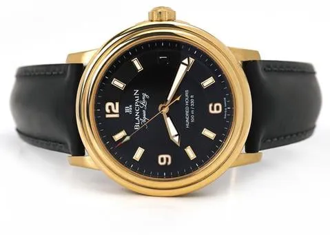 Blancpain Léman Ultra Slim 2100-3630-64B 38mm Yellow gold Black