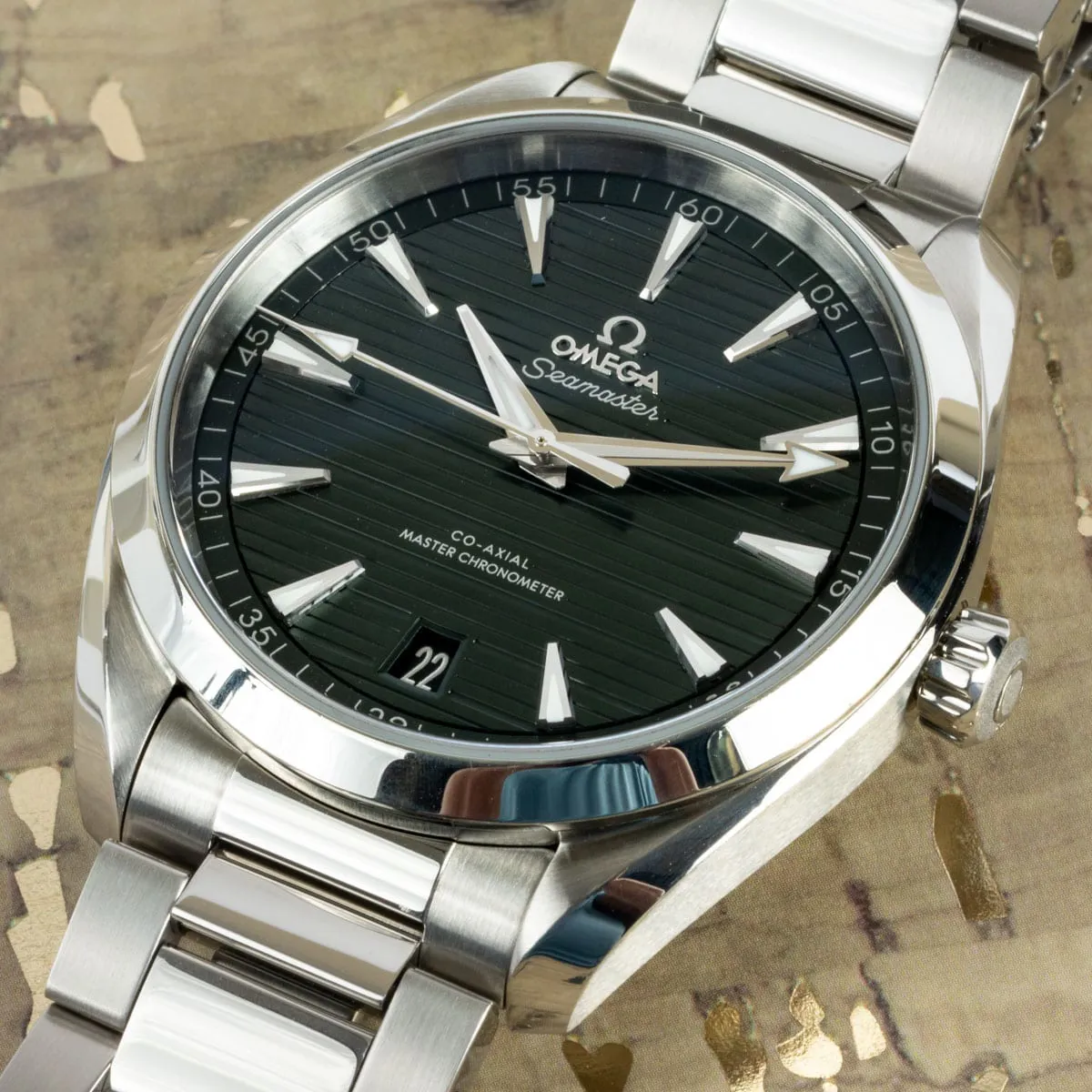 Omega Aqua Terra 220.10.41.21.10.001 41mm Stainless steel Green