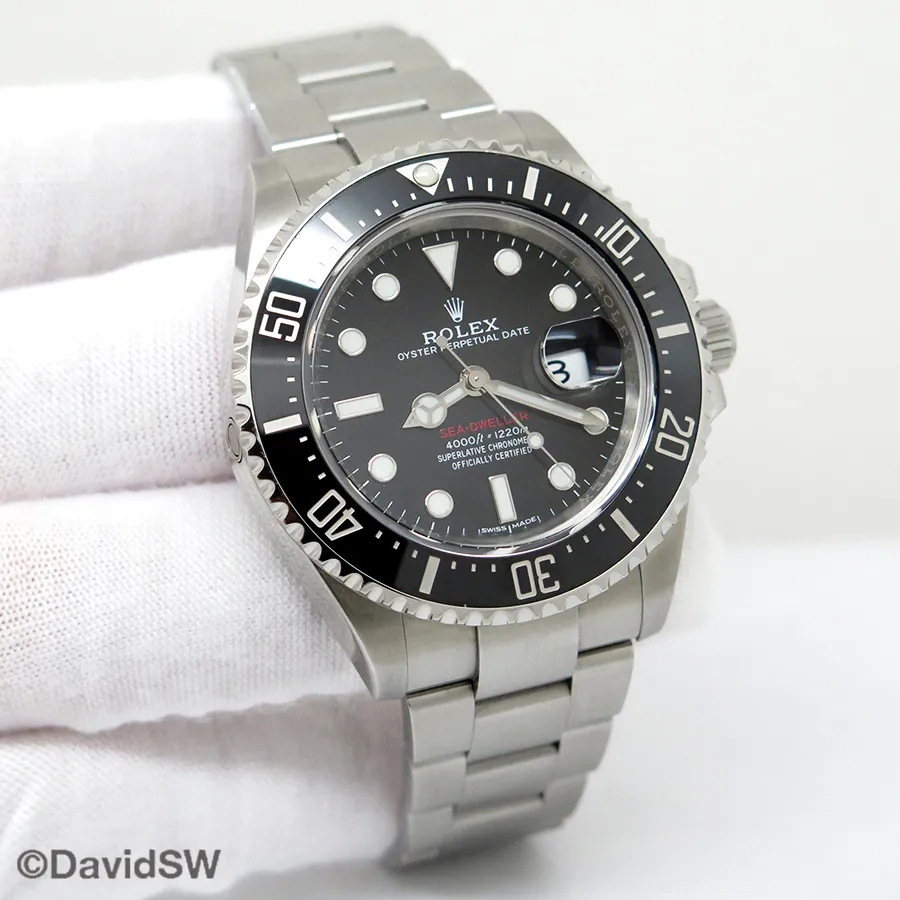 Rolex Sea-Dweller 126600 43mm Stainless steel Black