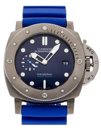 Panerai Submersible PAM 00692 47mm Titanium Blue