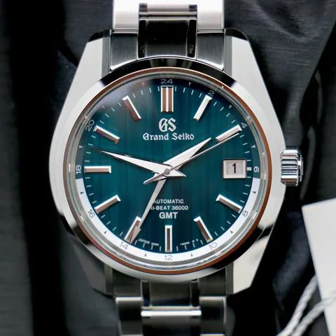 Grand Seiko Heritage SBGJ241 40mm Stainless steel Green