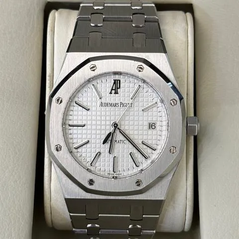 Audemars Piguet Royal Oak 15300ST.OO.1220ST.01 39mm Stainless steel Silver