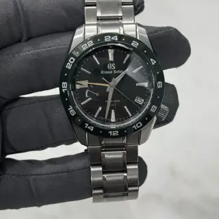 Grand Seiko Sport SBGE257 Stainless steel Green