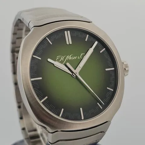 H. Moser & Cie. Streamliner 6200-1200 40mm Stainless steel Green