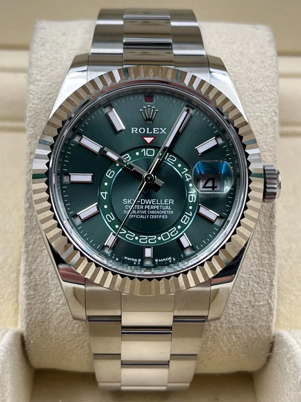 Rolex Sky-Dweller 336934 42mm Stainless steel Green