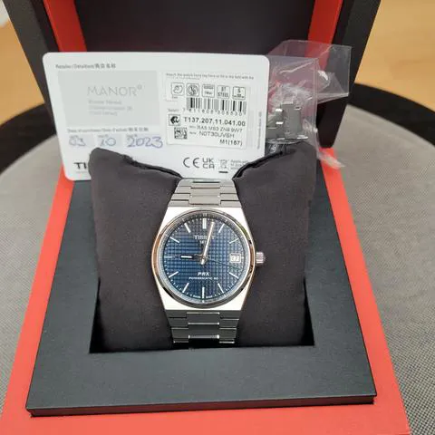 Tissot T-Classic T137.207.11.041.00 35mm Stainless steel Blue