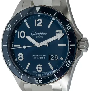 Glashütte SeaQ Panorama Date 1-36-13-02-81-70 Stainless steel Blue