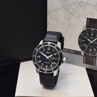 Sinn 104 Stainless steel Black