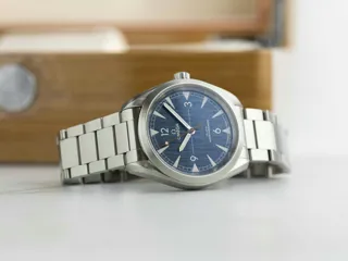 Omega Railmaster 220.10.40.20.03.001 Stainless steel Blue