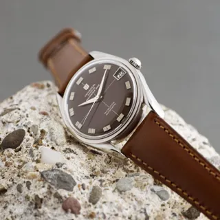 Universal Genève Polerouter Stainless steel Brown