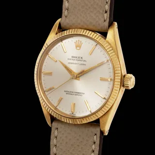 Rolex Oyster Perpetual 34 1005 Yellow gold Silver