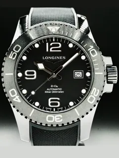 Longines HydroConquest L37844569 Black ceramic Black