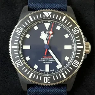 Tudor Pelagos M25707KN-0001