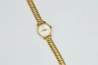 Vulcain 18k yellow gold Cream