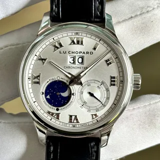 Chopard L.U.C 161969-1001 White gold Silver