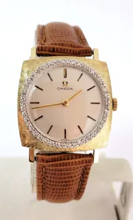 Omega D6656 14k yellow gold White