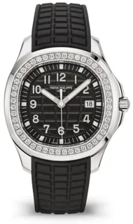 Patek Philippe Aquanaut 5267/200A-001 39mm Stainless steel Black