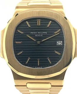 Patek Philippe Nautilus 3700/11J Yellow gold Black