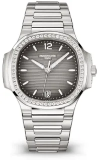 Patek Philippe Nautilus 7118/1200A-011 Stainless steel Gray