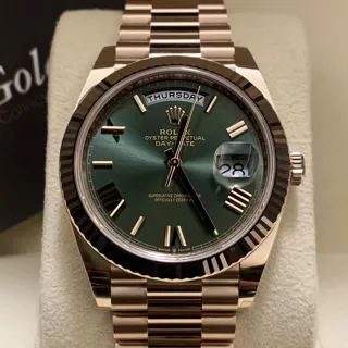 Rolex Day-Date 228235-0025 Rose gold Green