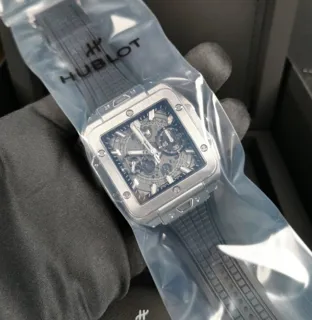 Hublot Square Bang Unico 821.NX.0170.RX Titanium Gray