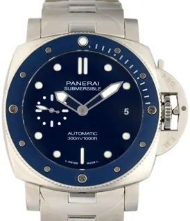 Panerai Submersible PAM01068 Stainless steel Blue