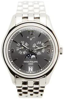 Patek Philippe Annual Calendar 5146/1G-010 White gold Gray