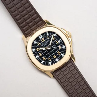 Patek Philippe Aquanaut 5066J Yellow gold Black