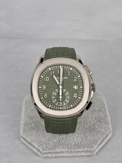 Patek Philippe Aquanaut 5968G-010 White gold Green