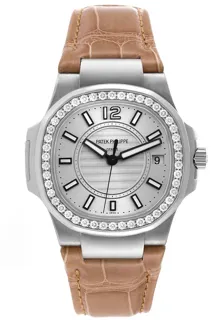 Patek Philippe Nautilus 7010G-010 White gold Gray